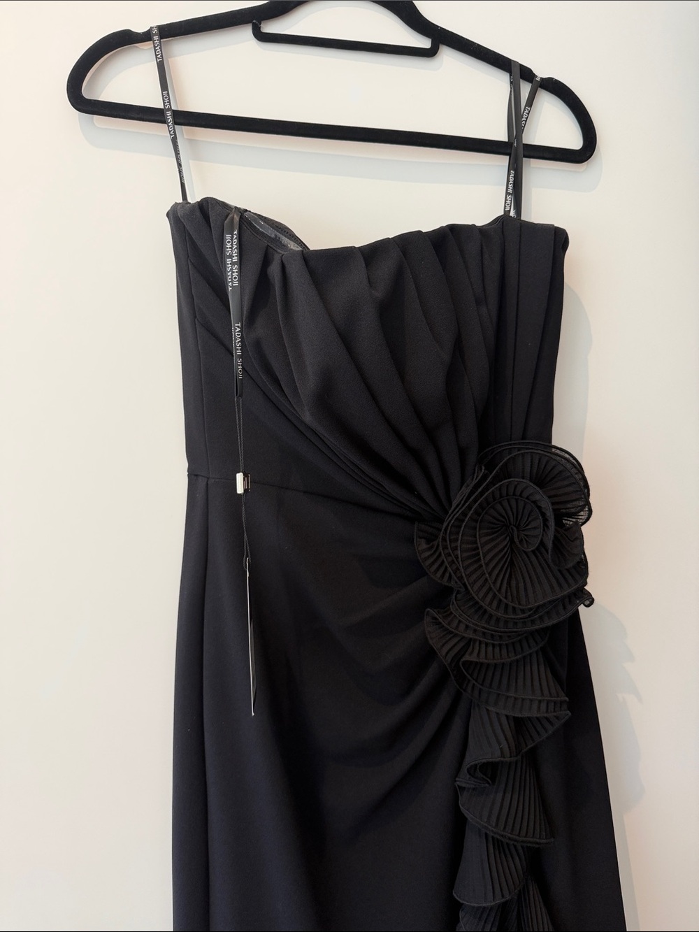LEITH CASCADING RUFFLE GOWN - Picture 4 of 5